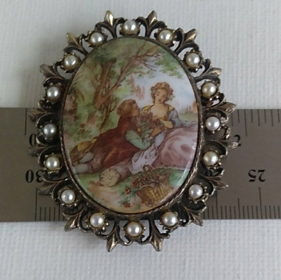 VINTAGE Romantic Porcelain Portrait +Pearl Brooch - Picture 4 of 8